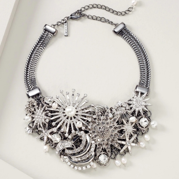 WHBM Classy Statement Necklace - Picture 3 of 5